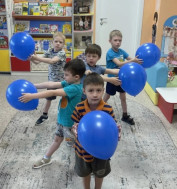 Средняя группа присоединяется к акциям ко Всемирному дню аутизма!.